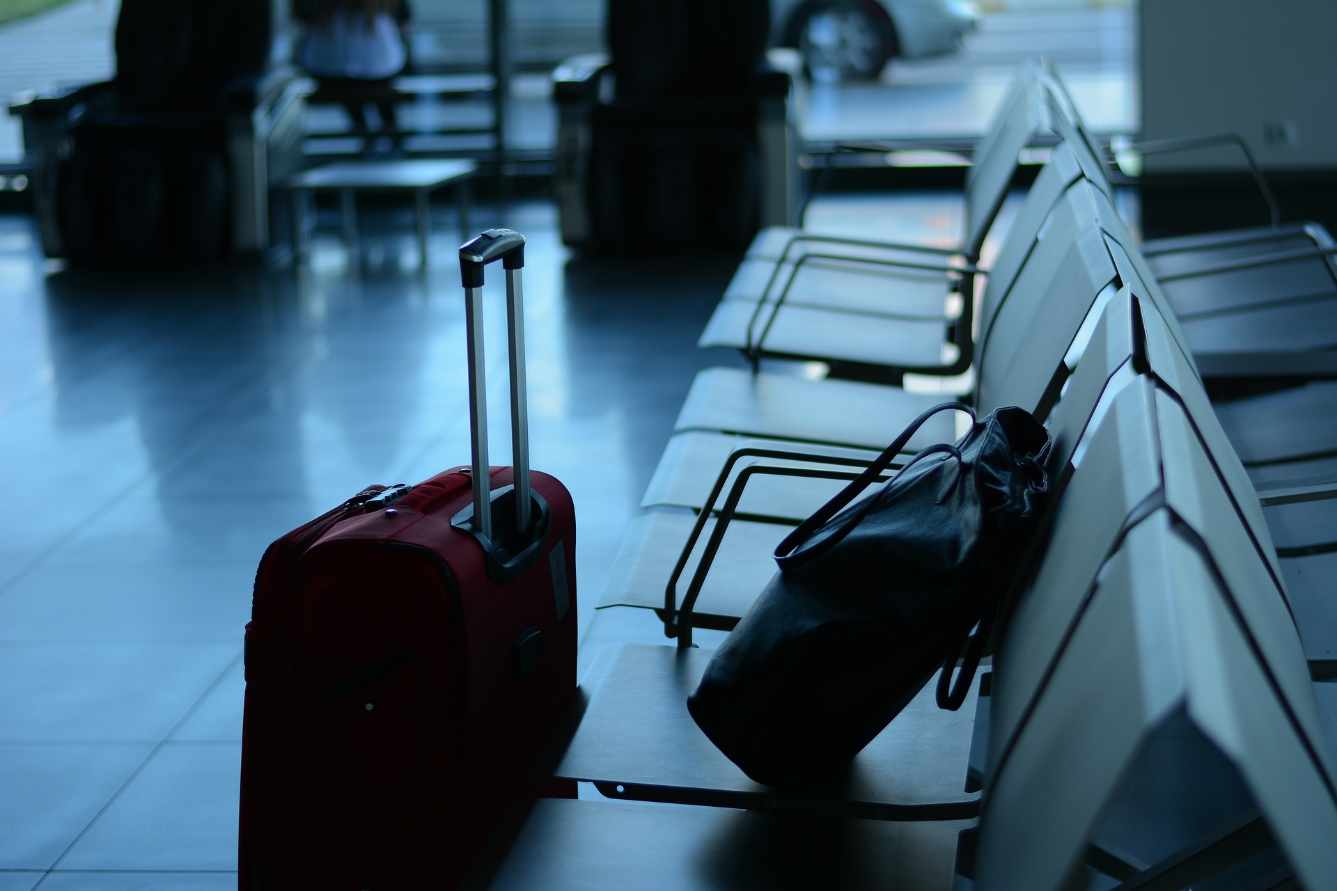 aeroporto valigie.jpg